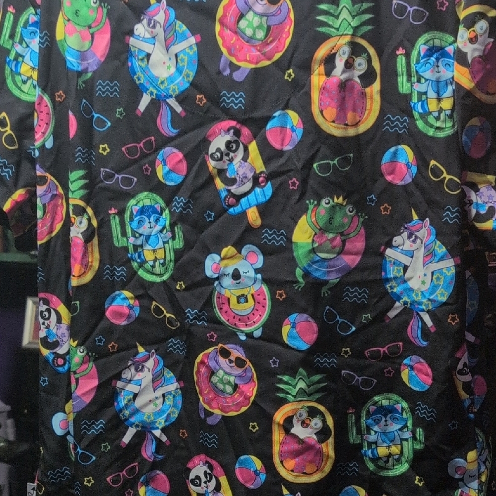 Colorful Patterned Women's Top - Picture 5 of 5